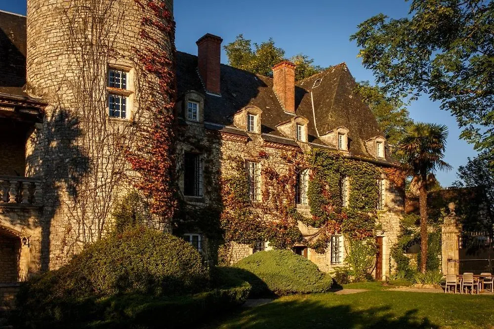 Holiday home Chateau Du Raysse Villa Cazoules France